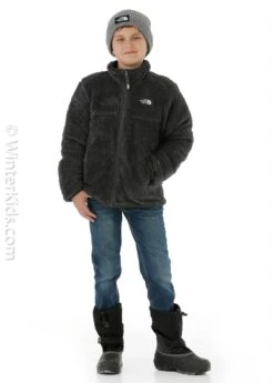 The North Face Boys Reversible Mount Chimborazo Jacket 2 The North Face Boys Reversible Mount Chimborazo Jacket -Winter Kids Clothing Store fw2021 tnf boysreversiblemountchimborazojacket tnfmediumgreyheather modelr