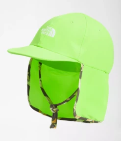 The North Face Littles Class V Sun Buster Hat -Winter Kids Clothing Store ss22 tnf nf0a5fy4 safety green